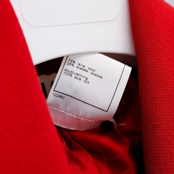Chanel 01A Red Wool Blazer - Picture 5 of 13